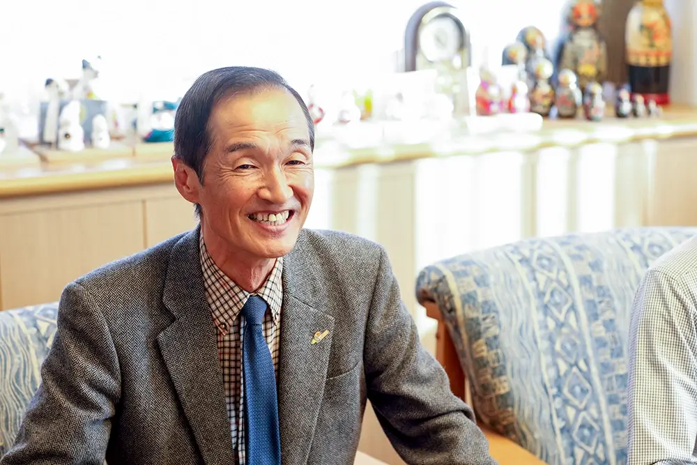​理事長 里見 吉英 写真