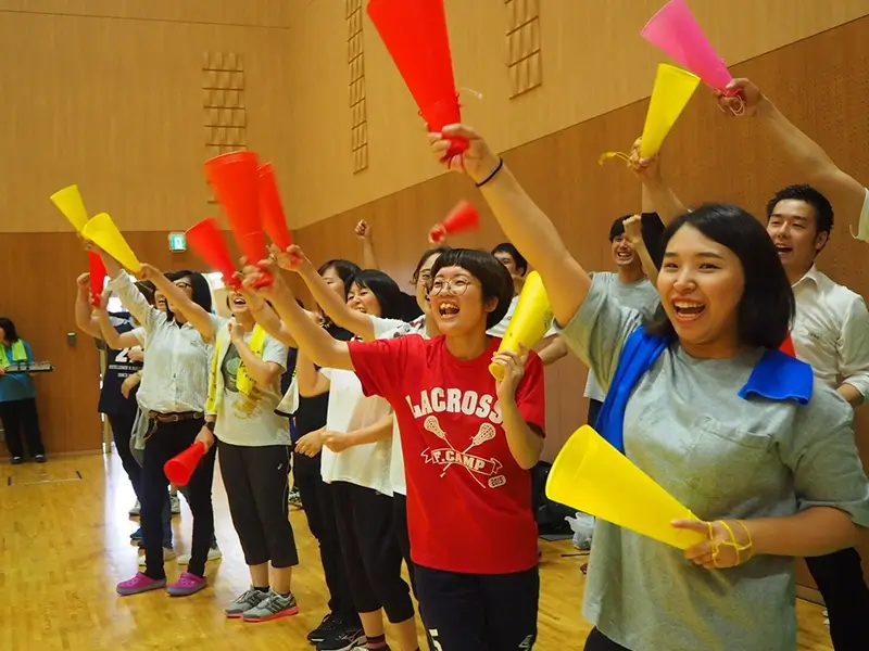 法人内スポーツ大会の開催の様子 応援 写真